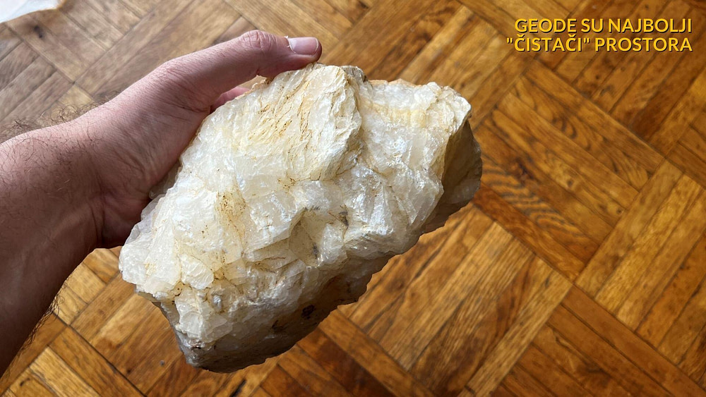 Geode - kristali za čišćenje prostora Geode - kristali za čišćenje prostora
