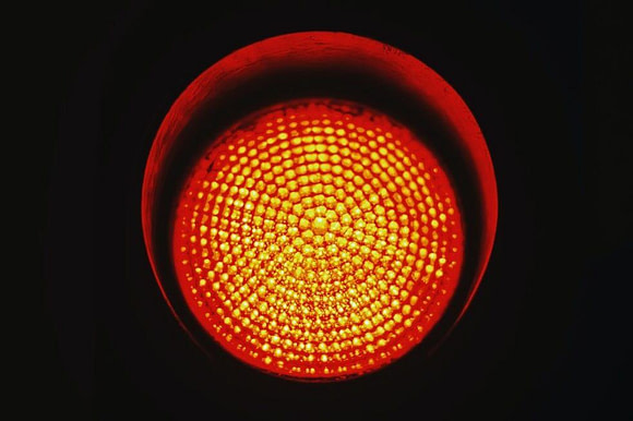 traffic light in red